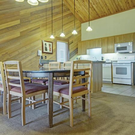 Seventh Mountain Resort Deschutes River Woods Bagian luar foto