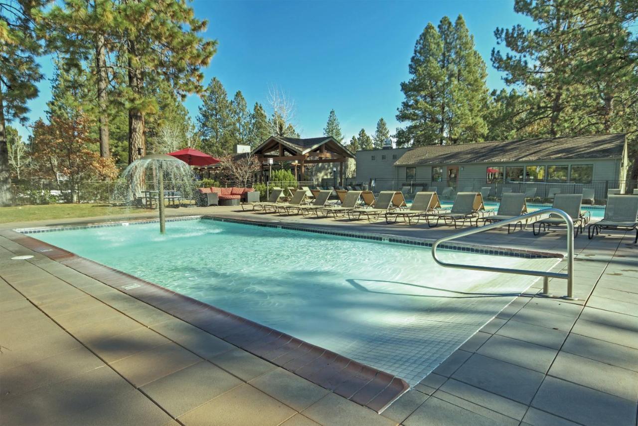 Seventh Mountain Resort Deschutes River Woods Bagian luar foto