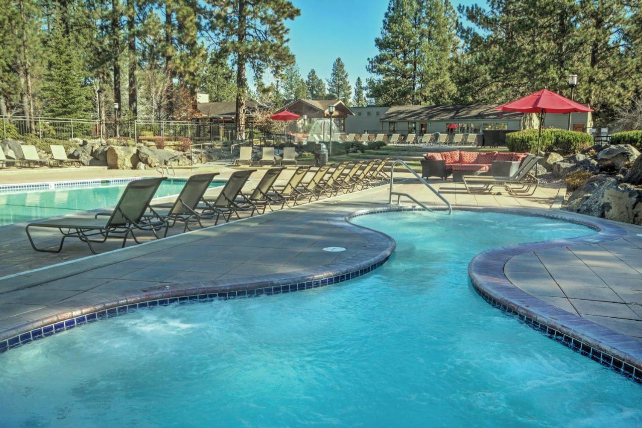 Seventh Mountain Resort Deschutes River Woods Bagian luar foto