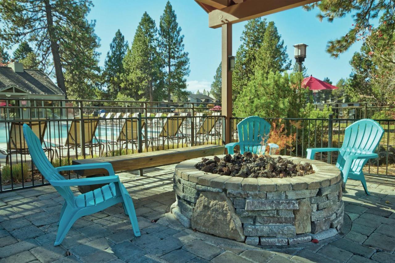Seventh Mountain Resort Deschutes River Woods Bagian luar foto