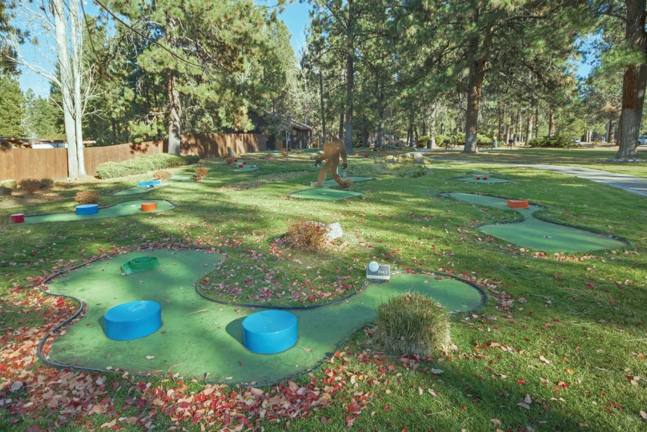 Seventh Mountain Resort Deschutes River Woods Bagian luar foto