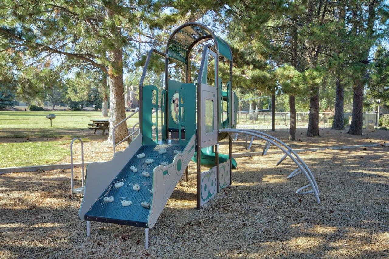 Seventh Mountain Resort Deschutes River Woods Bagian luar foto