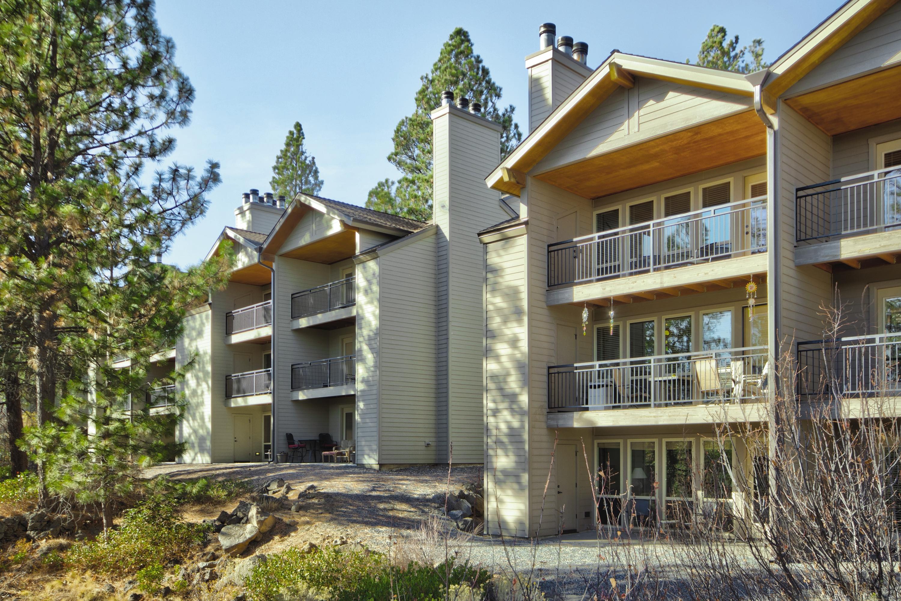 Seventh Mountain Resort Deschutes River Woods Bagian luar foto