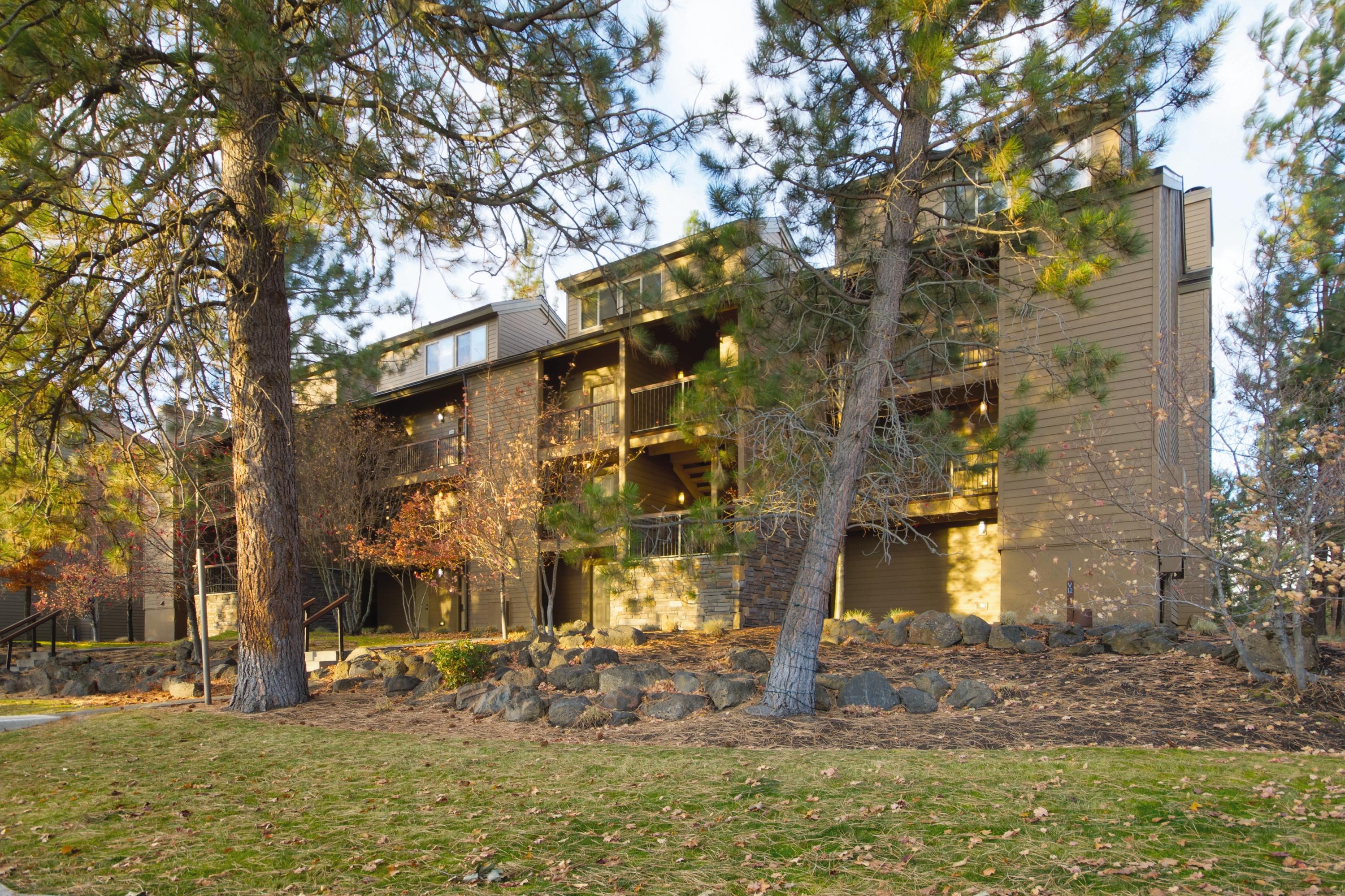 Seventh Mountain Resort Deschutes River Woods Bagian luar foto