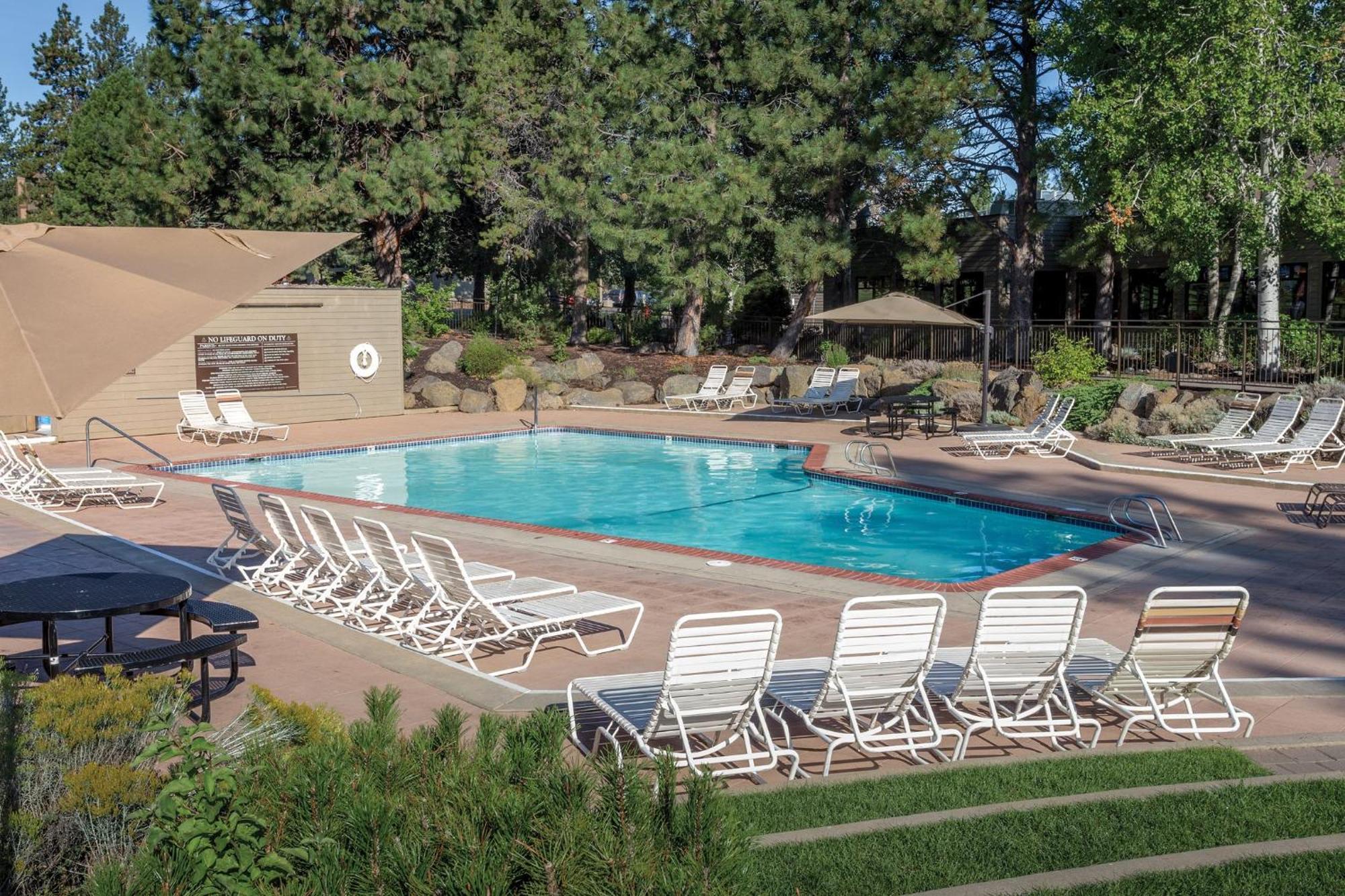 Seventh Mountain Resort Deschutes River Woods Bagian luar foto